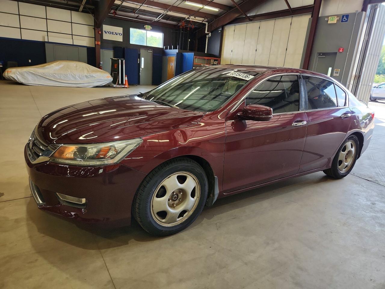 2013 Honda Accord EX-L, VIN 1HGCR2F8XDA137721 — Мелкие вмятины и царапины