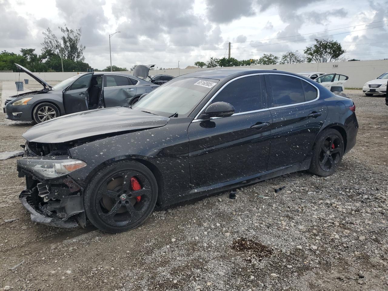 2019 Alfa Romeo Giulia, VIN ZARFAMAN8K7611712 — Auction photo 1 of 13