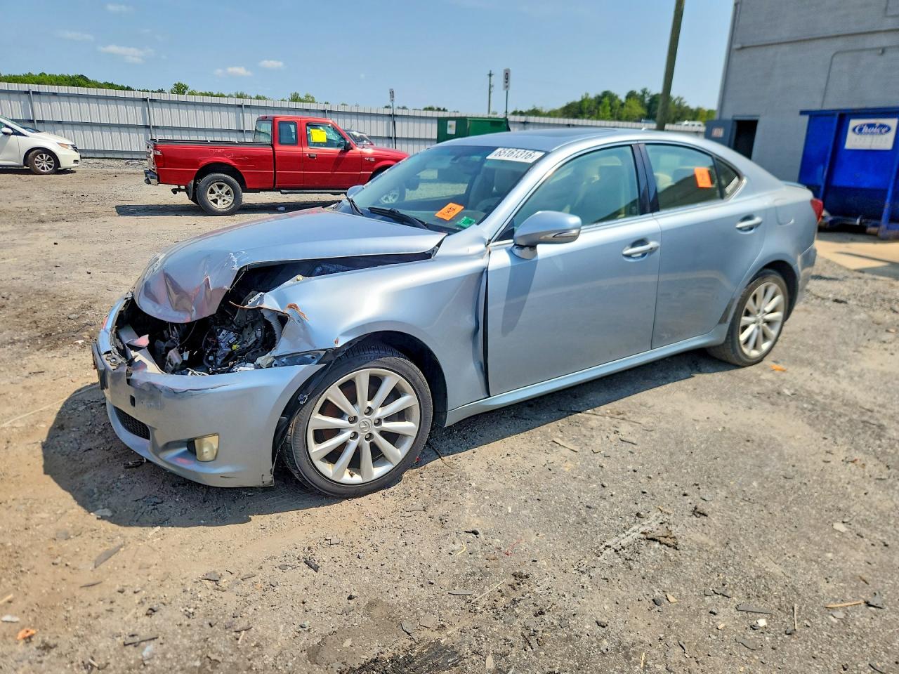 2009 Lexus IS 250, VIN JTHCK262895033483 — Перед