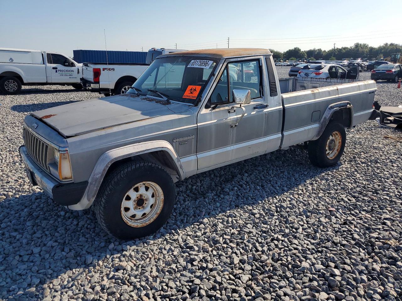 1987 Jeep Comanche, VIN 1JTMP65P9HT124394 — По всему кузову