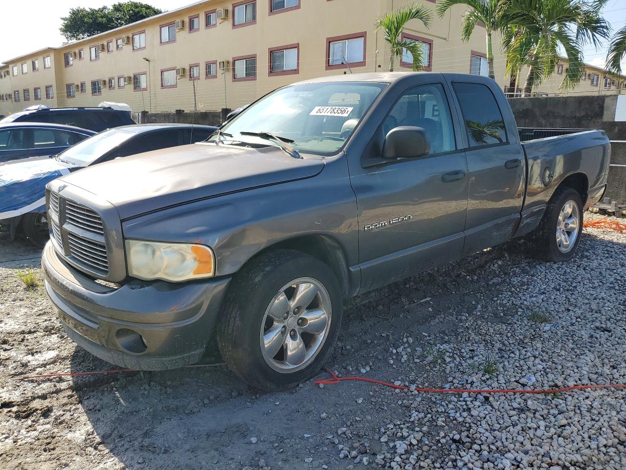 2003 Dodge 1500 ST, VIN 1D7HA18N33J650628 — Бок