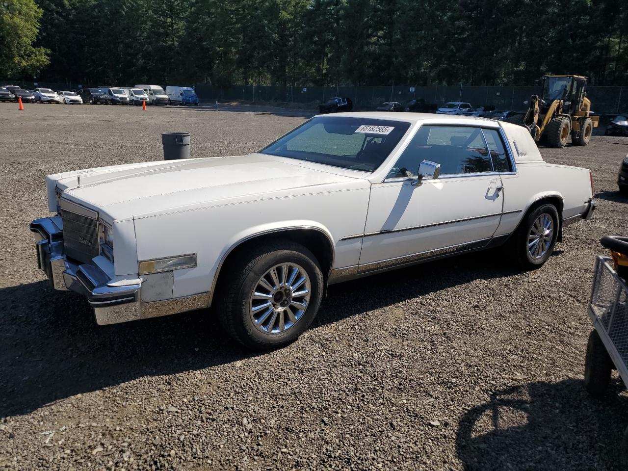 1985 Cadillac Eldorado, VIN 1G6EL5780FE669454 — Мелкие вмятины и царапины