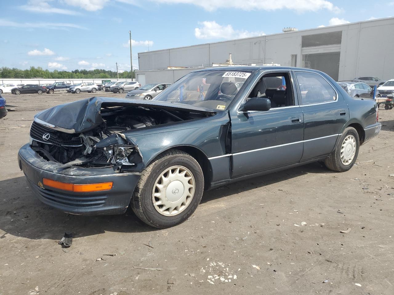 1992 Lexus LS 400, VIN JT8UF11E2N0103877 — Front end