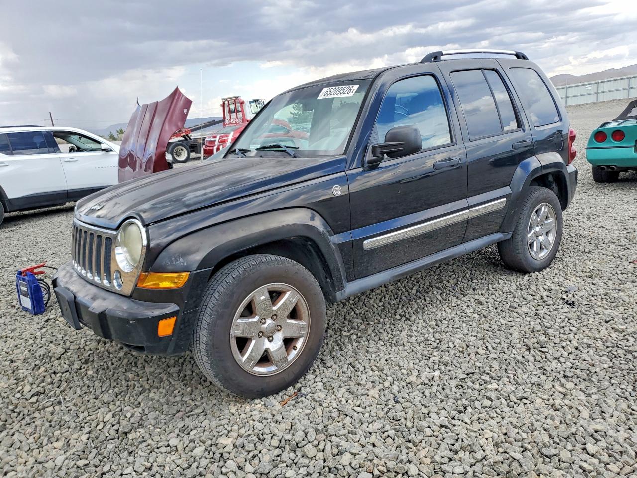 2006 Jeep Liberty Limited, VIN 1J4GL58K46W173397 — Minor dents and scratches