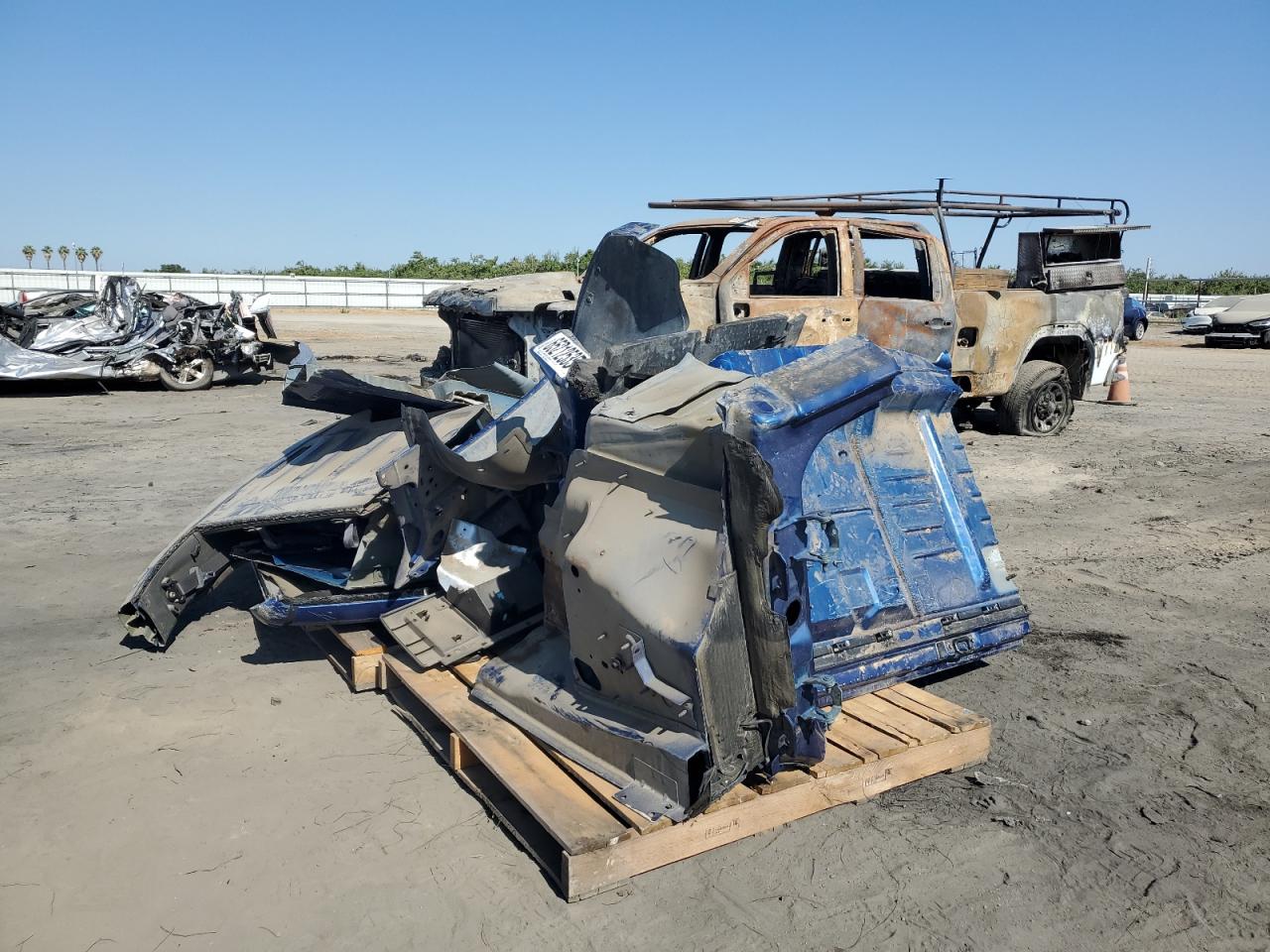 2003 GMC Sierra 1500 SLT, VIN 1GTEC19T73Z145908 — Stripped