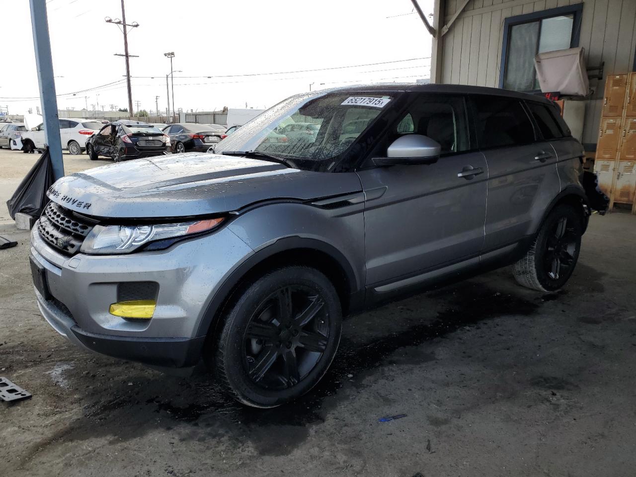 2015 Land Rover Range Rover Evoque Pure Plus, VIN SALVP2BG8FH975498 — Rear end