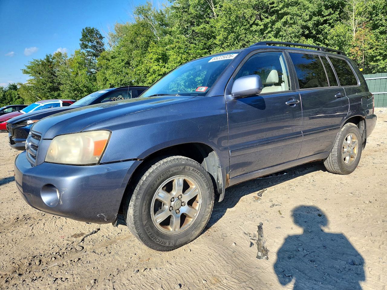 2006 Toyota Highlander w/3rd Row, VIN JTEDP21A060106677 — Minor dents and scratches