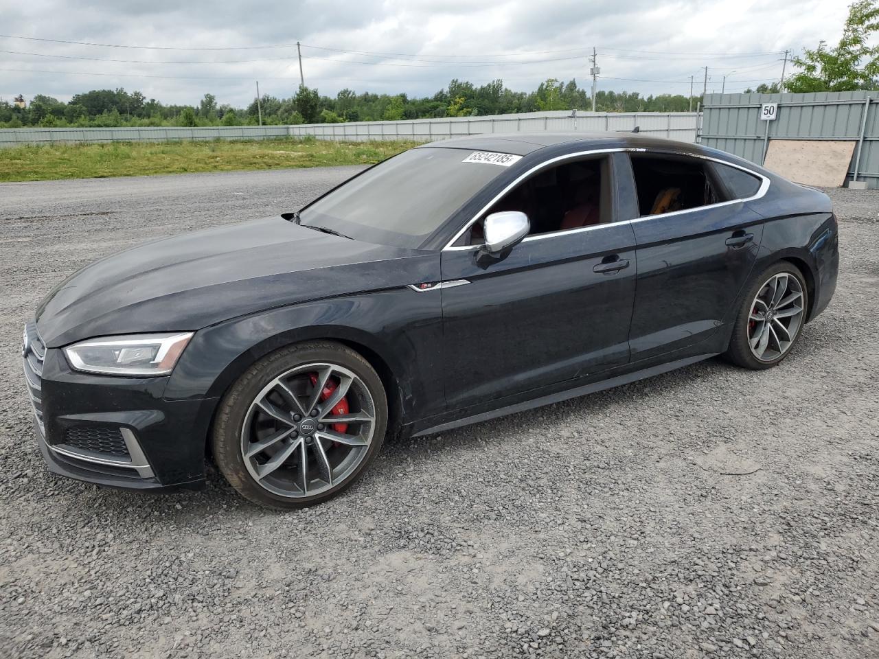 2019 Audi S5 Sportback Prestige, VIN WAUC4CF5XKA013581 — Пожар в салоне