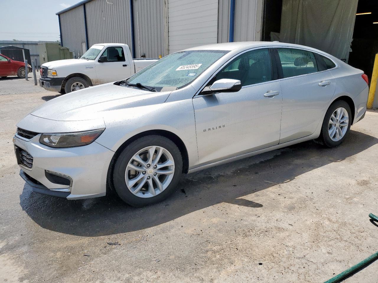 2017 Chevrolet Malibu LT, VIN 1G1ZE5ST6HF243648 — Rear end