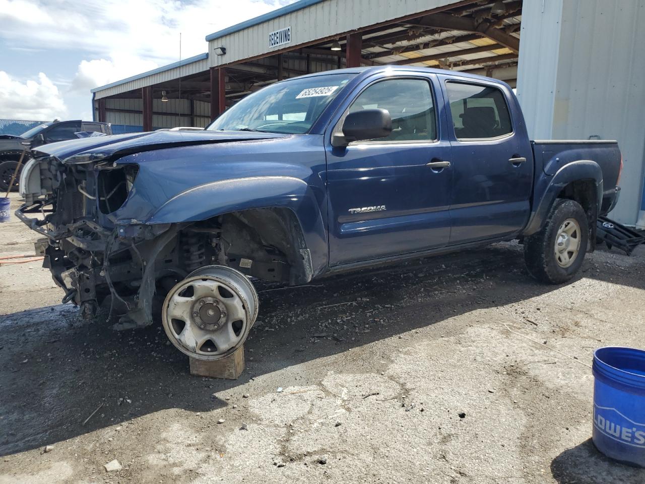 2007 Toyota Tacoma PreRunner, VIN 3TMJU62N67M030793 — Перед