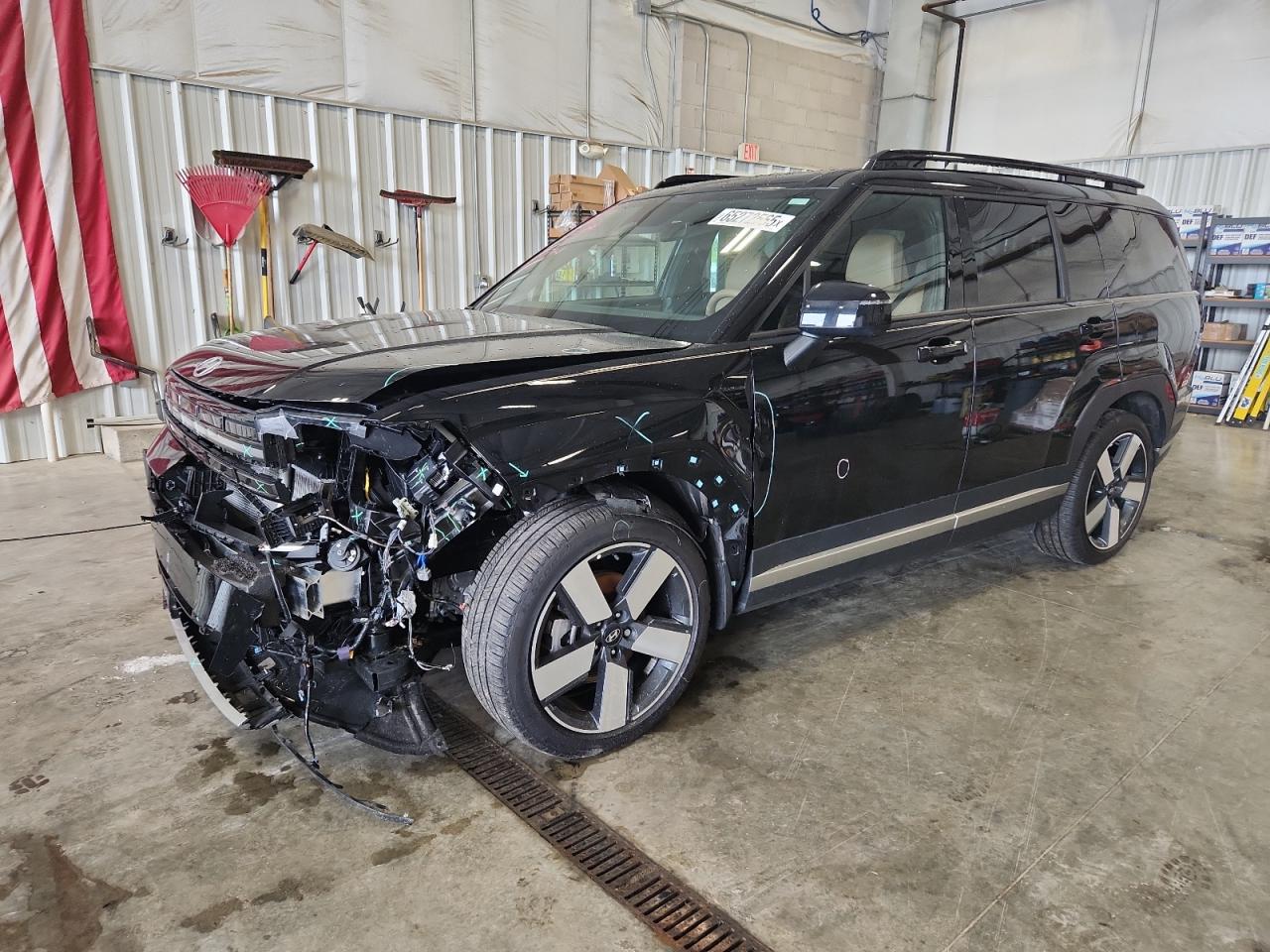 2025 Hyundai Santa Fe Limited, VIN 5NMP4DGL3SH081332 — Front end