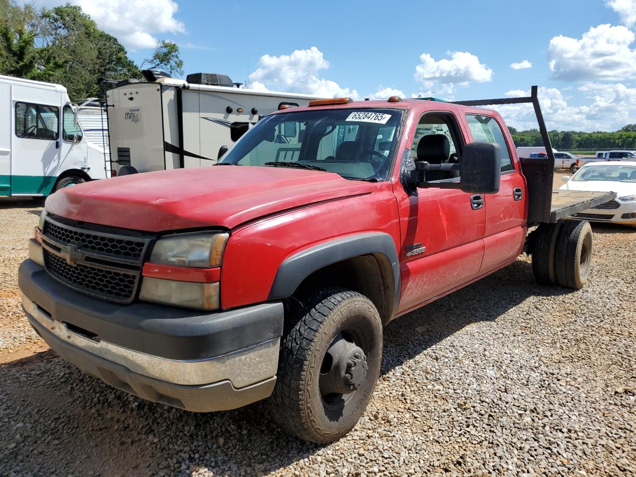 2005 Chevrolet Silverado 3500 LT, VIN 1GCJC332X5F956875 — Пожар в моторном отсеке