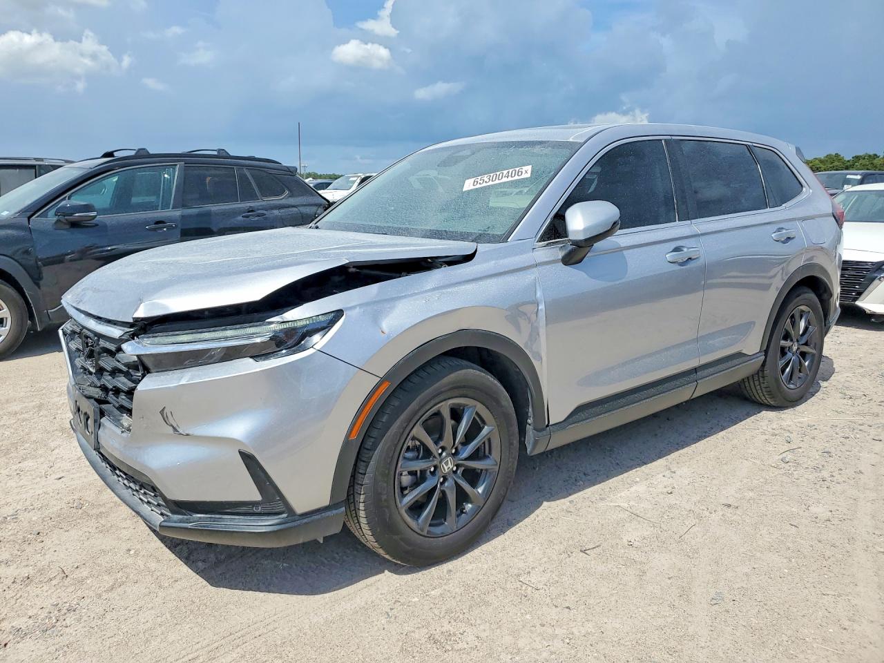 2026 Honda CR-V EX-L, VIN 7FARS3H72TE001049 — Перед