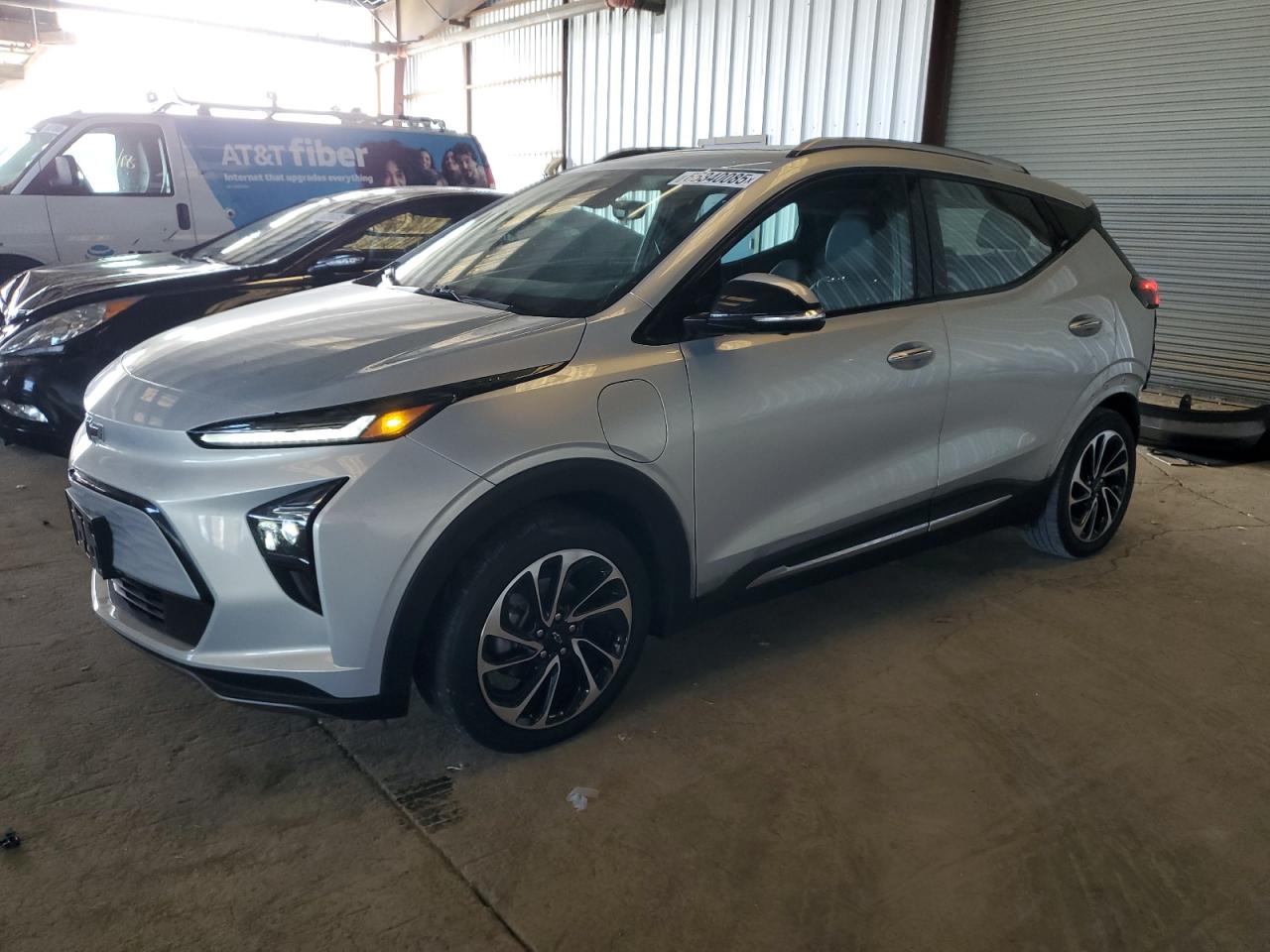 2022 Chevrolet Bolt EUV Premier, VIN 1G1FZ6S06N4133578 — Rear end