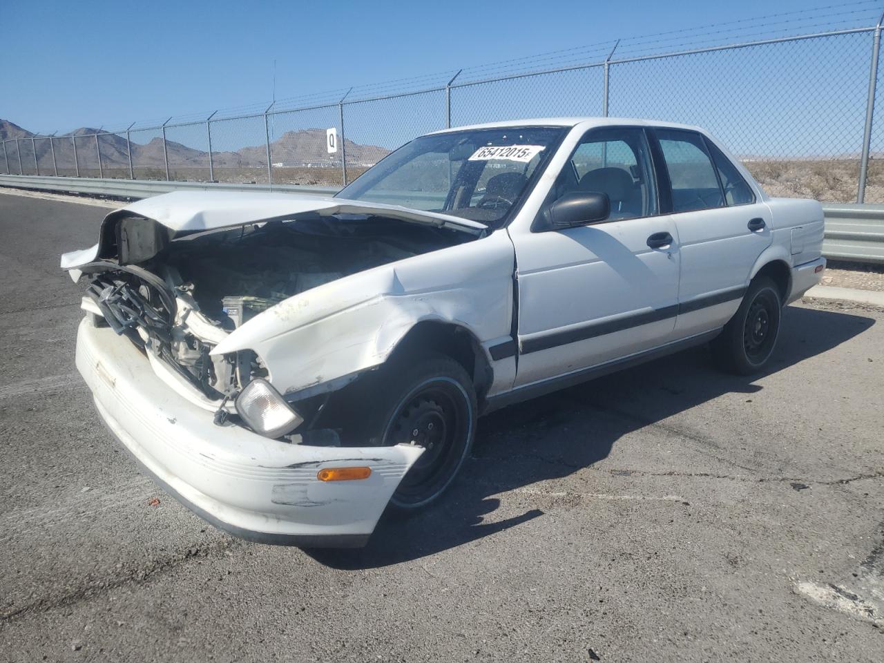 1991 Nissan Sentra E, VIN JN1EB31PXMU031500 — Front end