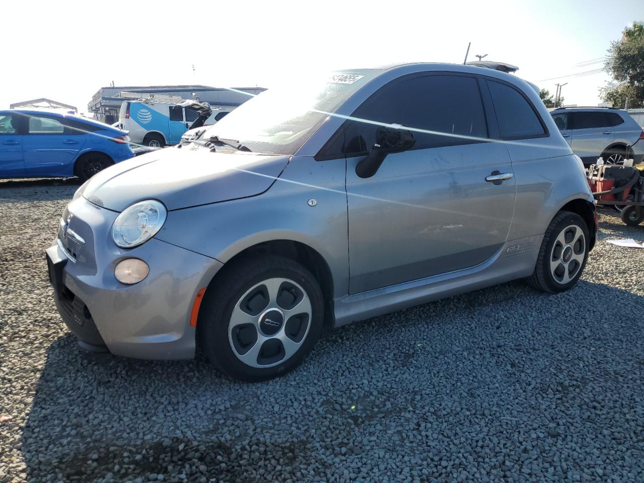 2016 FIAT 500e, VIN 3C3CFFGE0GT229280 — Фото с аукциона
