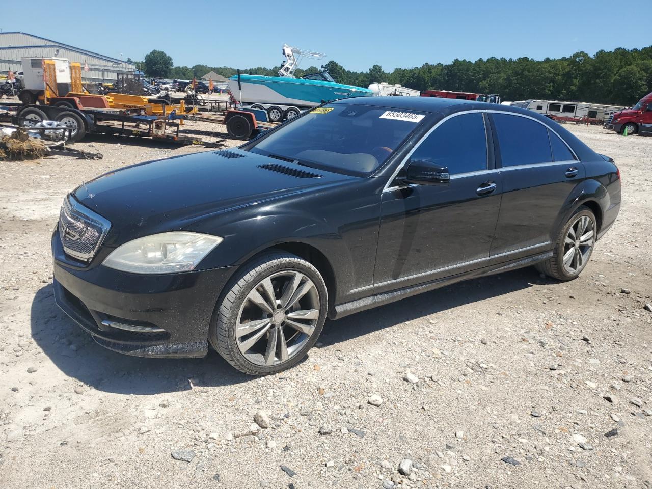 2010 Mercedes-Benz S 550, VIN WDDNG7BB2AA338607 — Front end