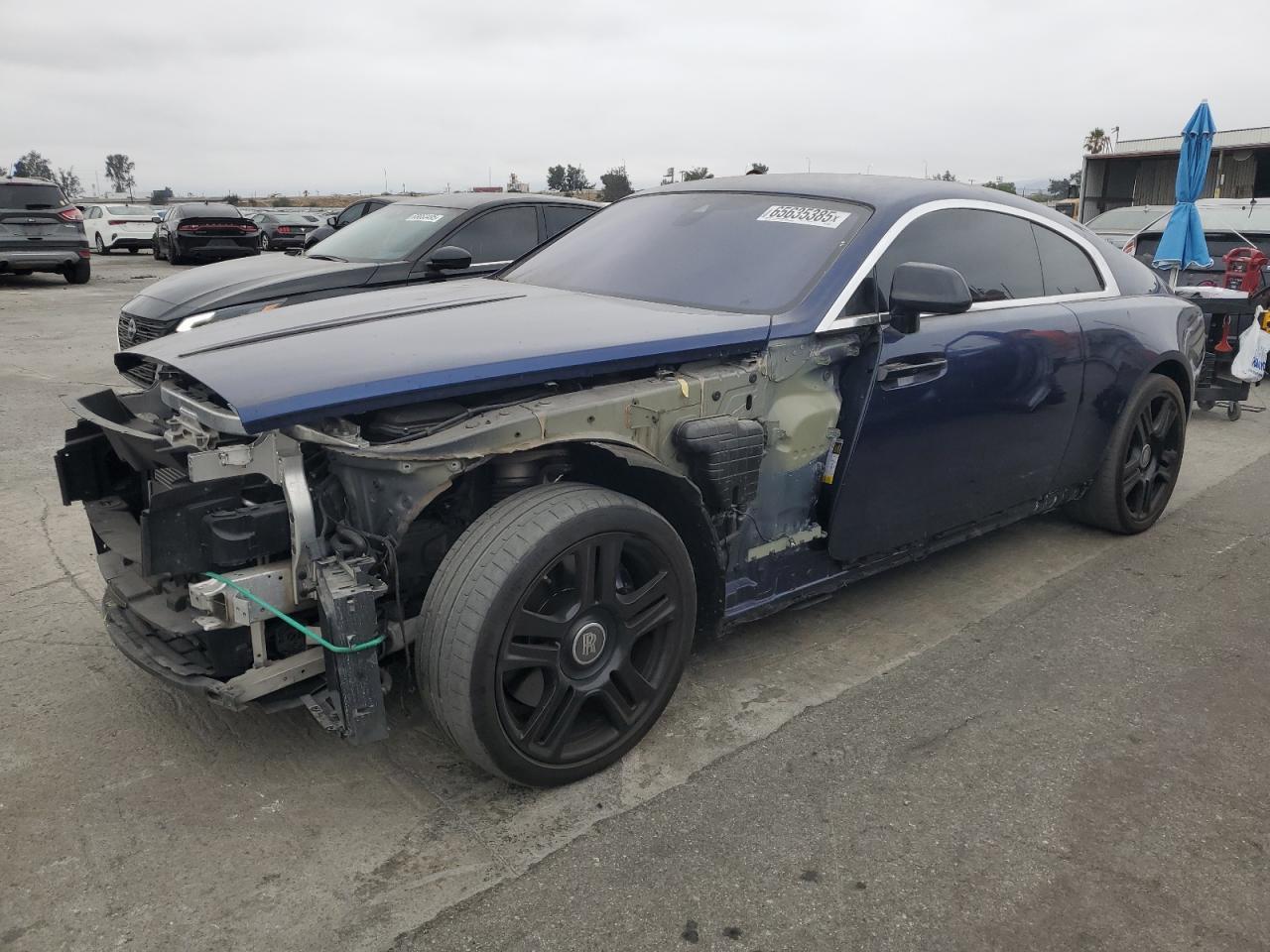 2017 Rolls-Royce Wraith, VIN SCA665C53HUX86532 — Front end