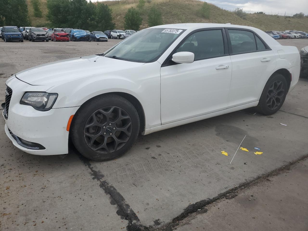 2018 Chrysler 300 S, VIN 2C3CCAGG5JH226551 — Перед