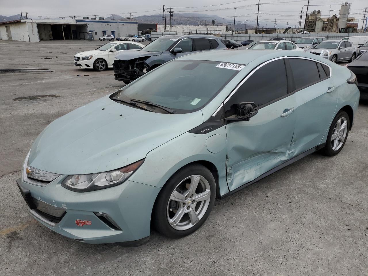 2018 Chevrolet Volt LT, VIN 1G1RC6S56JU155150 — Side