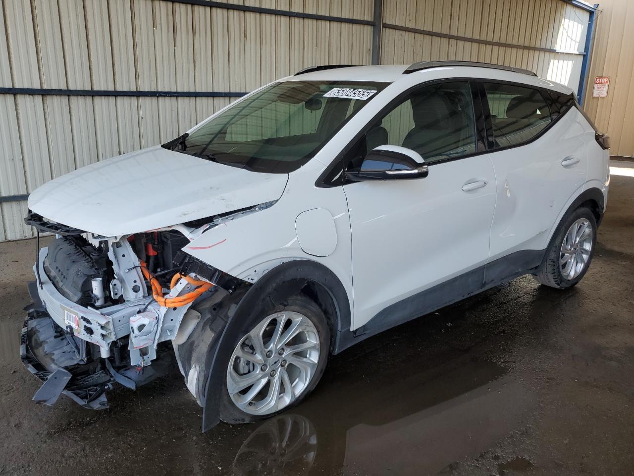 2023 Chevrolet Bolt EUV LT, VIN 1G1FY6S09P4135248 — Front end