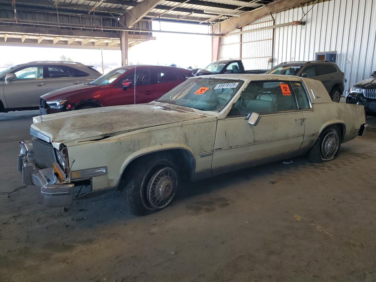 1981 Cadillac Eldorado, VIN 1G6AL5795BE647287 — Перед