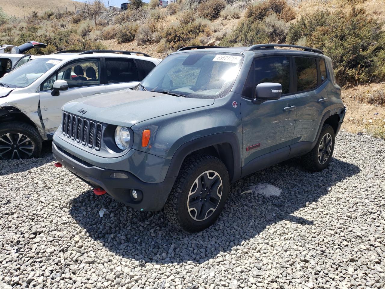 2016 Jeep Renegade Trailhawk, VIN ZACCJBCT4GPC93711 — Rear end