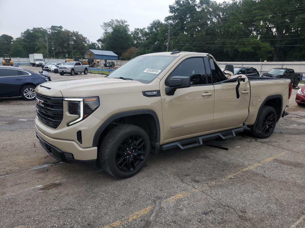 2022 GMC Sierra 1500 Elevation, VIN 1GTUUCED9NZ619993 — Крыша