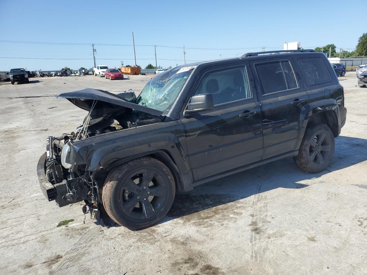 2016 Jeep Patriot Sport, VIN 1C4NJRBB6GD546472 — Front end