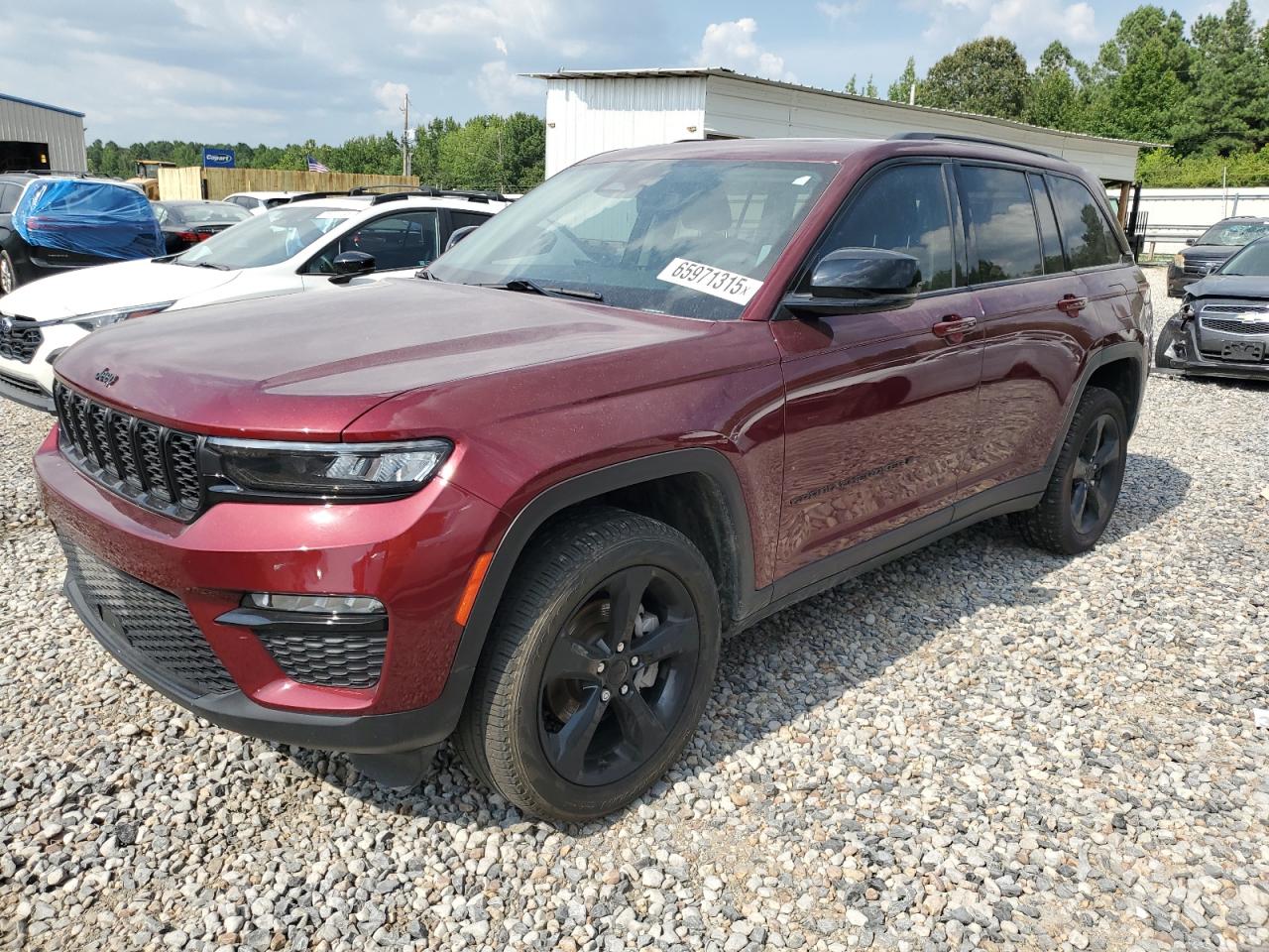 2023 Jeep Grand Cherokee Limited, VIN 1C4RJHBG2PC671756 — Normal wear