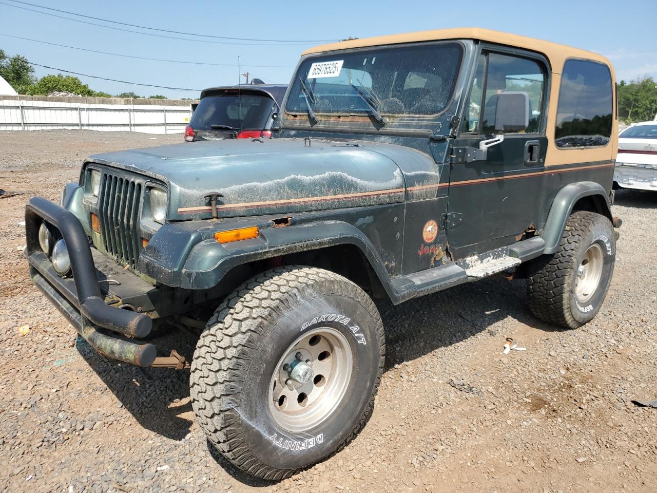 1994 Jeep Wrangler Sahara, VIN 1J4FY49S9RP444314 — Minor dents and scratches
