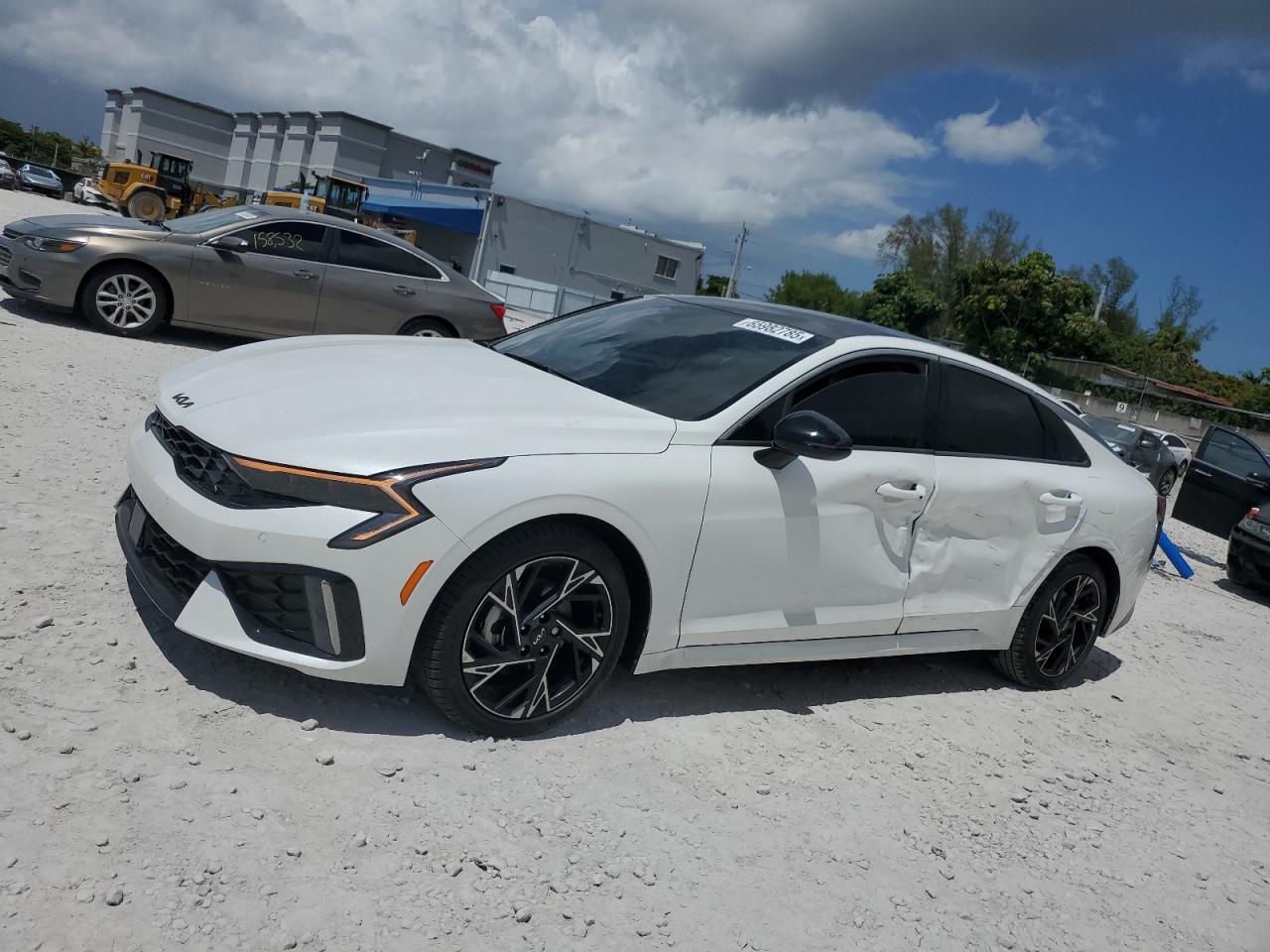 2025 Kia K5 GT-Line, VIN KNAG64J77S5317146 — Side