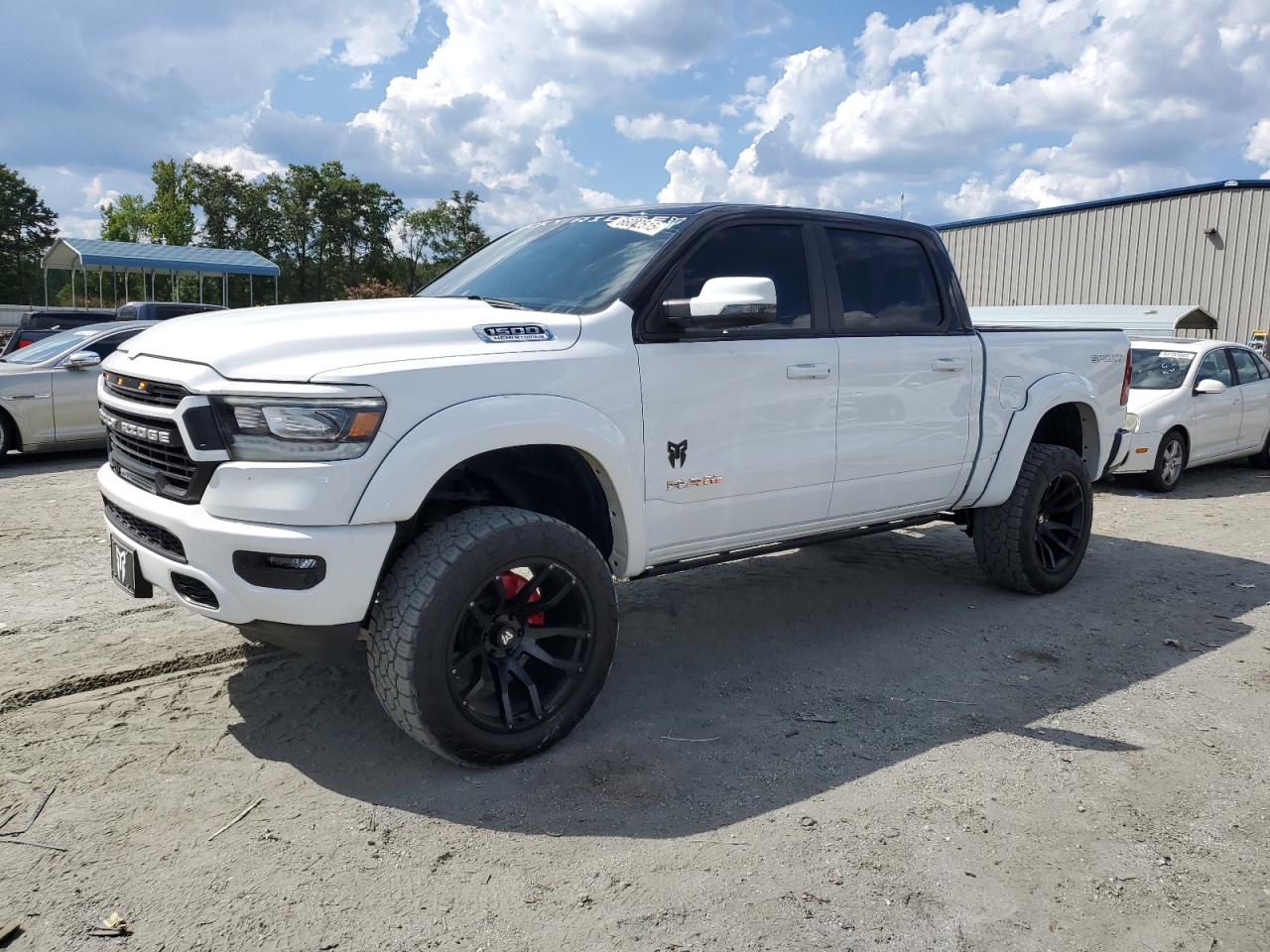 2023 Ram 1500 Big Horn, VIN 1C6SRFFT1PN555126 — Повреждение рамы
