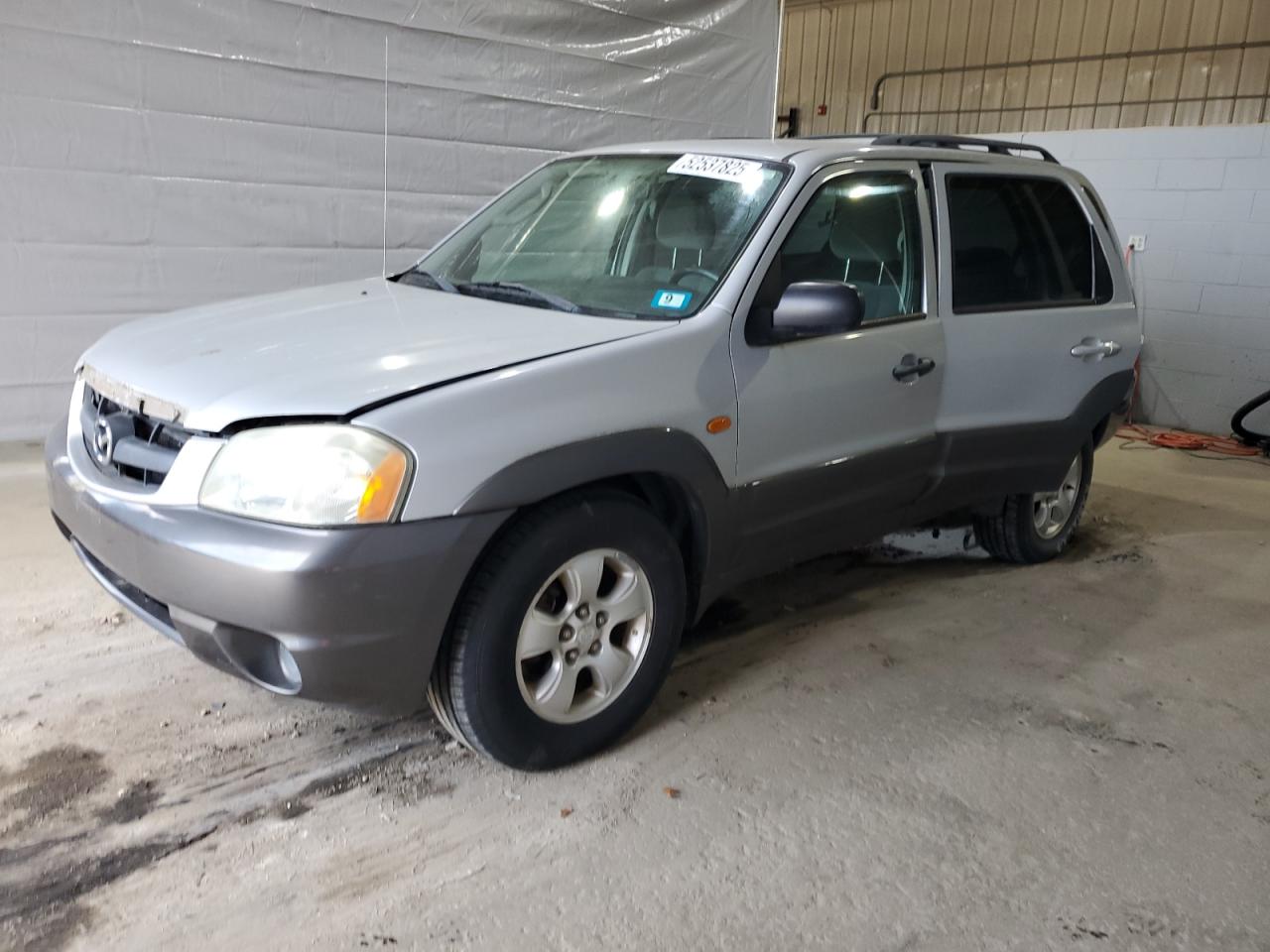 2004 Mazda Tribute LX, VIN 4F2CZ94184KM13725 — Normal wear