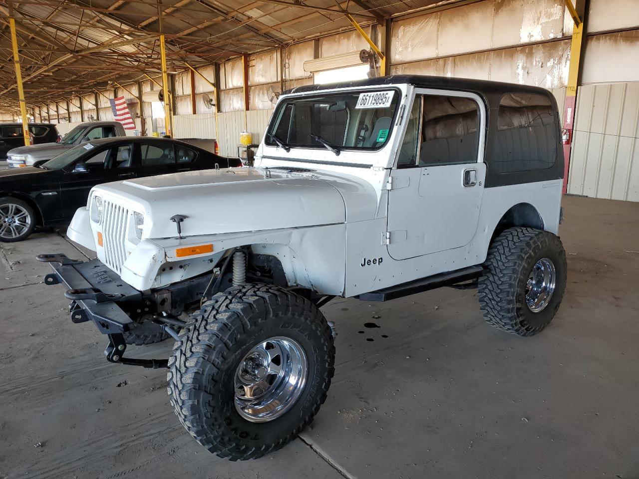 1989 Jeep Wrangler, VIN 2J4FY29T8KJ168644 — Front end
