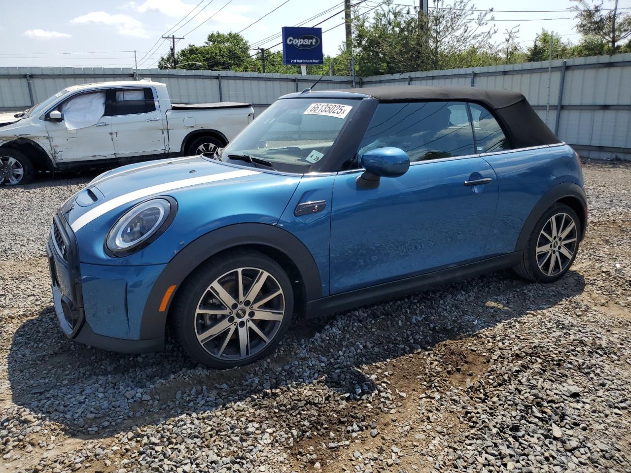 2024 MINI Convertible Cooper S, VIN WMW43DL08R3S07028 — Вода / потоп