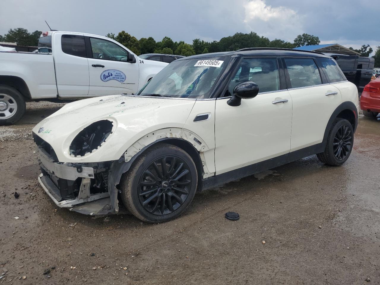 2018 MINI Clubman Cooper, VIN WMWLN5C50J2E34590 — Frame damage