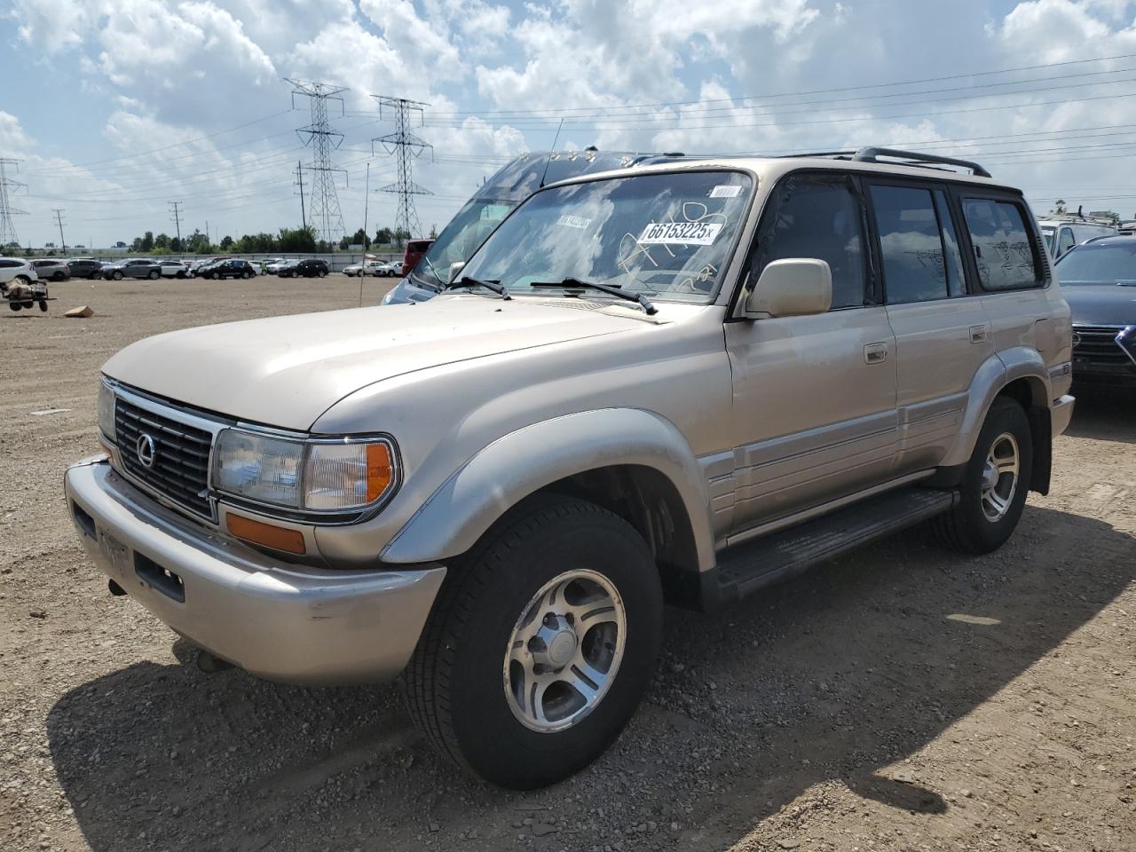 1997 Lexus LX 450, VIN JT6HJ88JXV0180498 — Minor dents and scratches