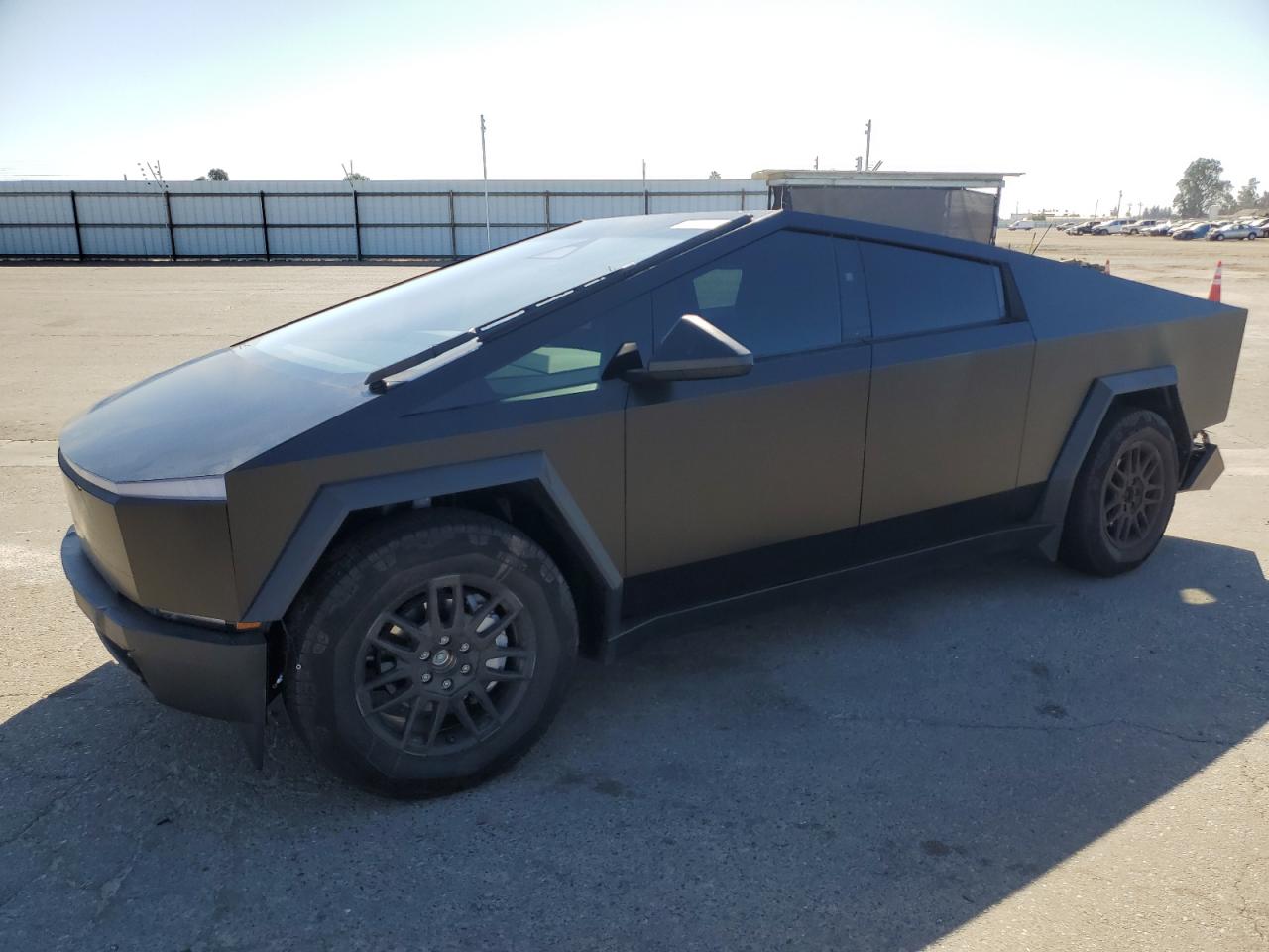 2024 Tesla Cybertruck, VIN 7G2CEHED9RA055841 — Rear end