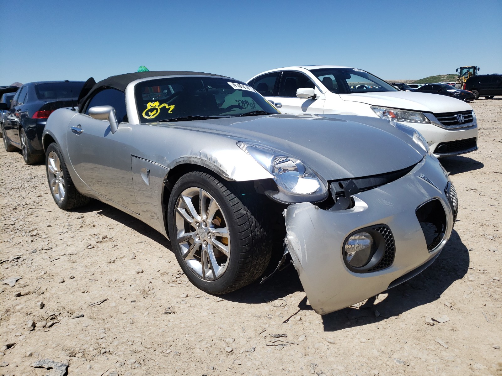 2007 Pontiac Solstice GXP, VIN 1G2MG35X07Y135497 — Front end