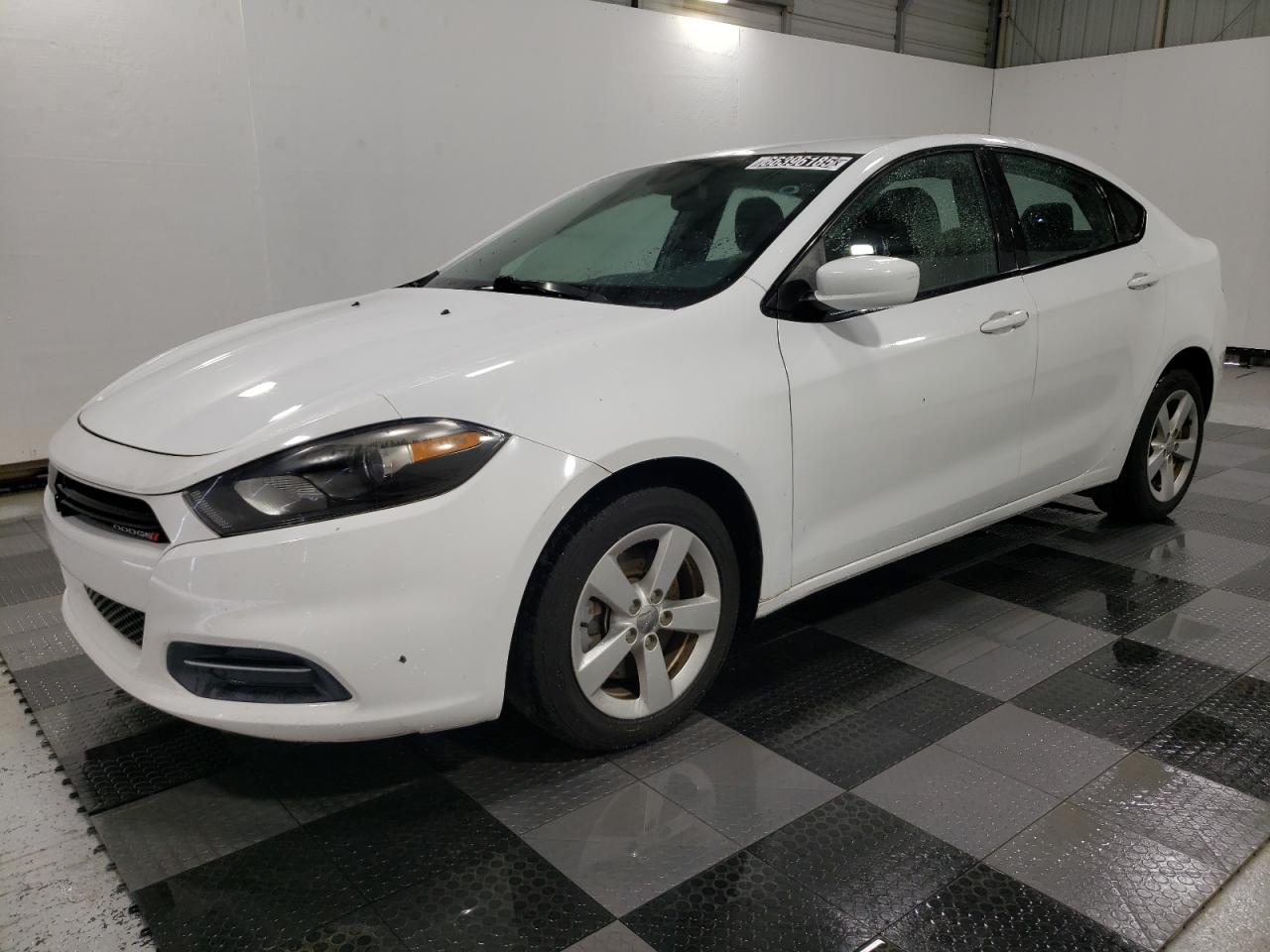 2016 Dodge Dart SXT, VIN 1C3CDFBB7GD635260 — Auction photo