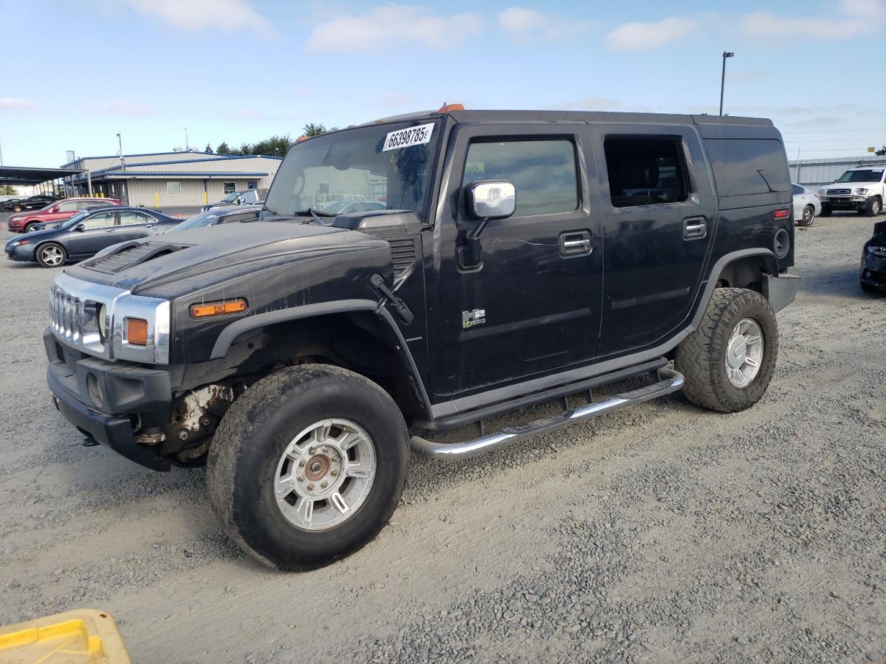 2005 Hummer H2 SUV, VIN 5GRGN23U45H117727 — Vandalism