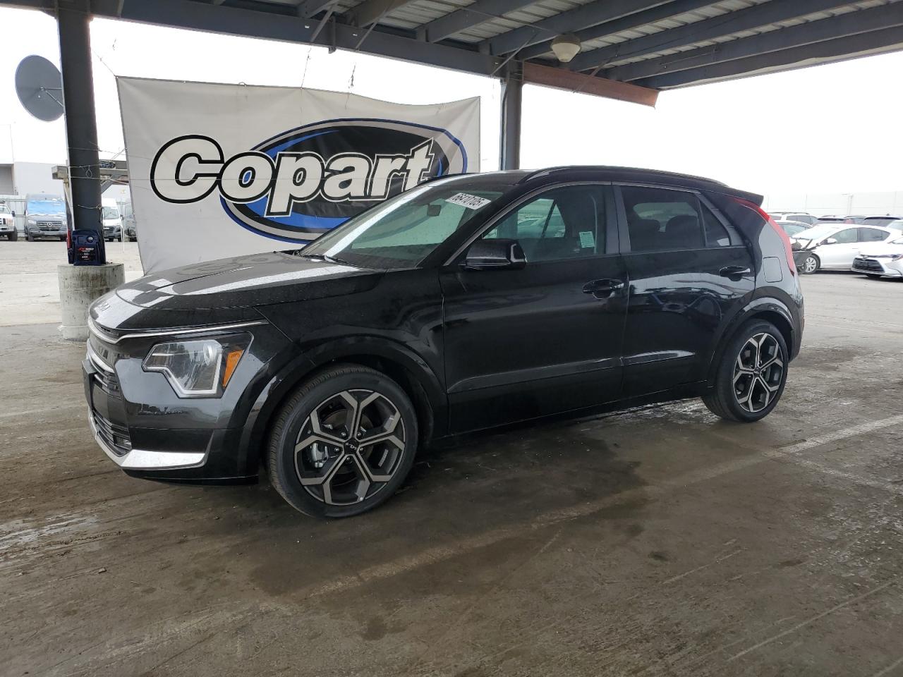 2025 Kia Niro EX, VIN KNDCR3LE3S5256246 — Side