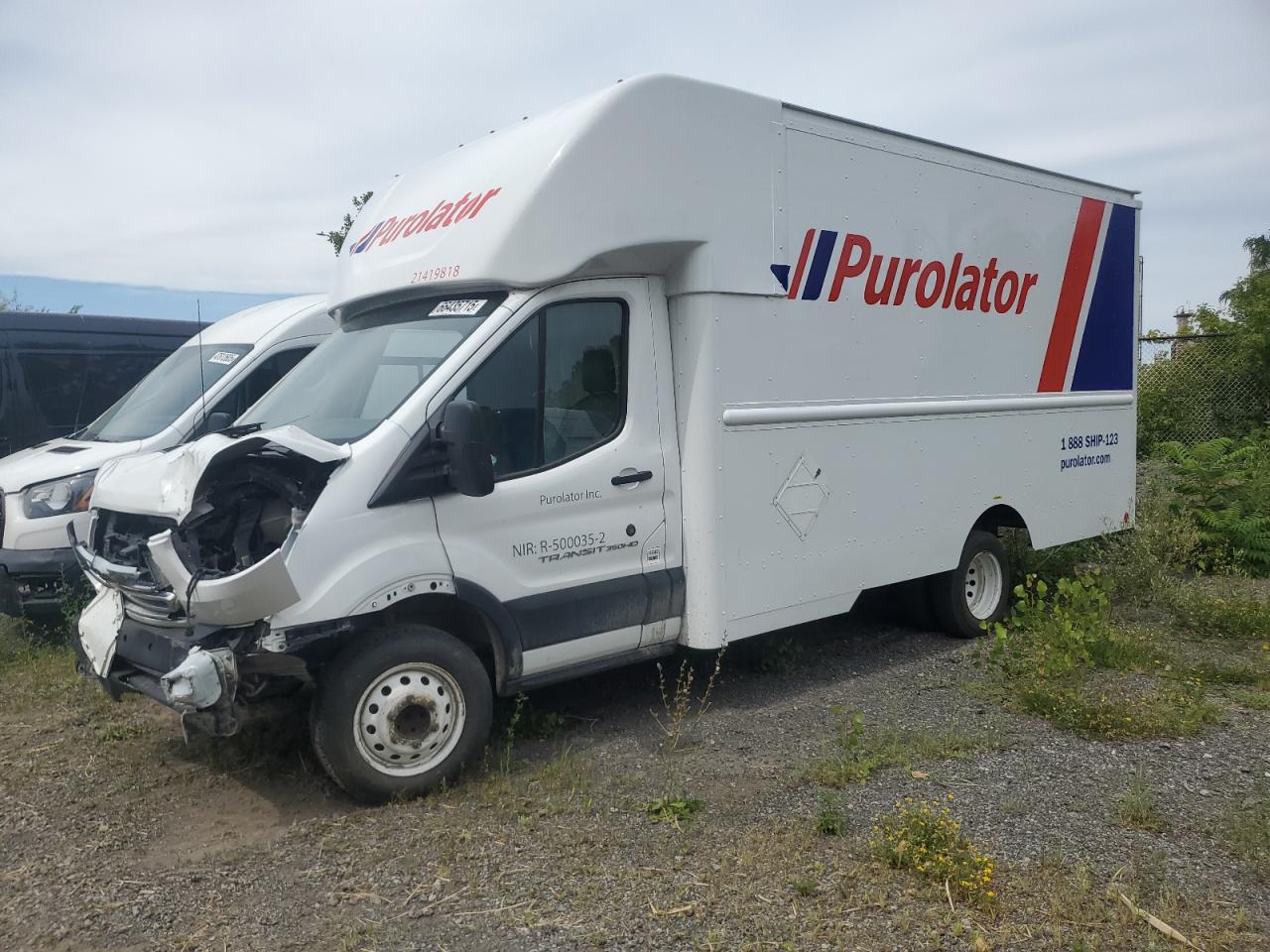 2019 Ford Transit, VIN 1FDES8PM1KKB41136 — Front end