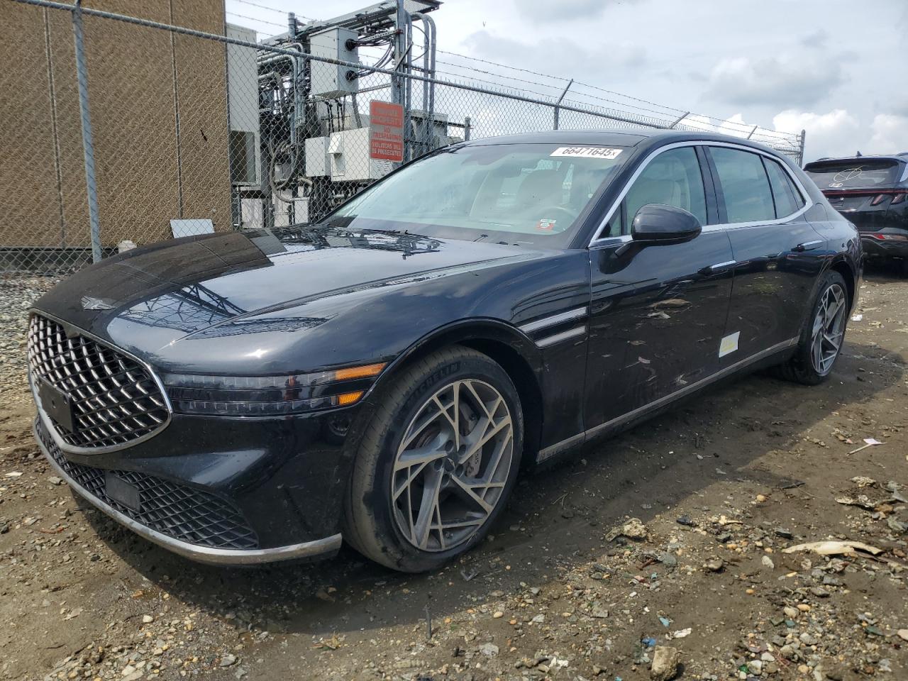 2023 Genesis G90, VIN KMTFB4SD1PU027563 — Вода / потоп