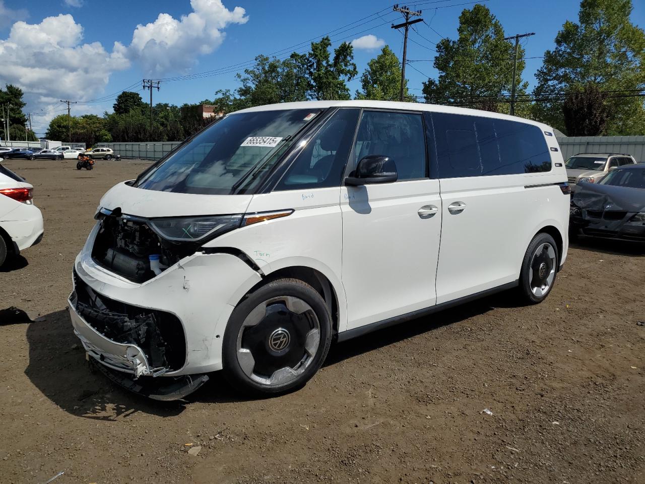 2025 Volkswagen ID.Buzz, VIN WVGAWVEB8SH013976 — Front end