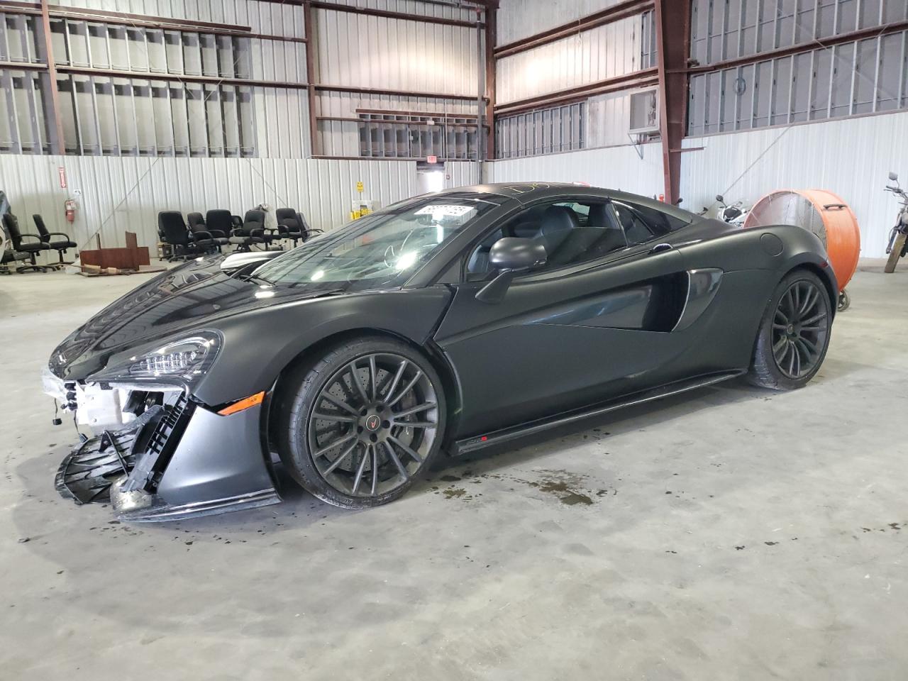 2018 McLaren 570S, VIN SBM13FAA6JW005585 — Front end