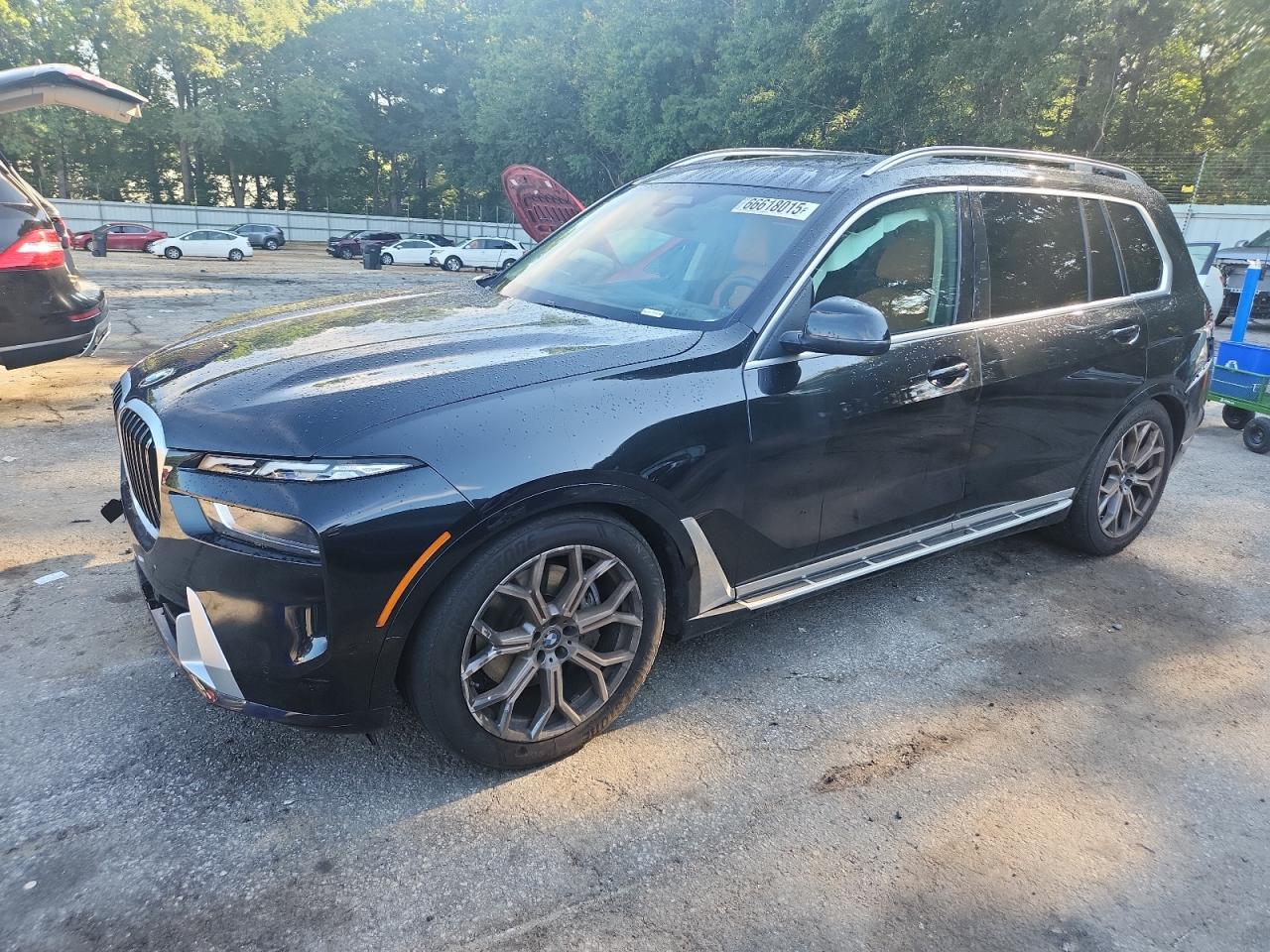 2024 BMW X7 xDrive40i, VIN 5UX23EM01R9S23713 — Rear end