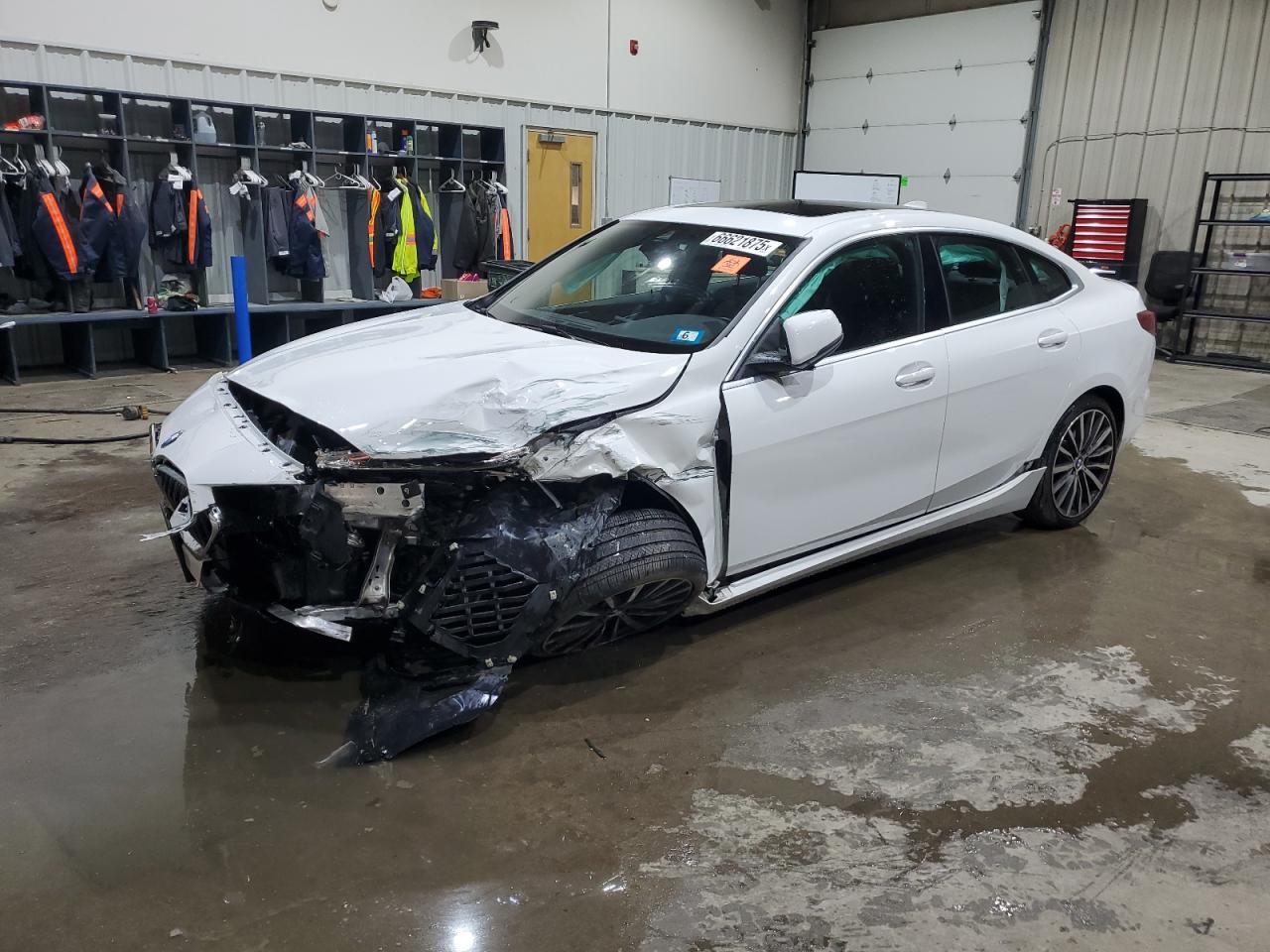 2022 BMW 2 Series 228i xDrive, VIN WBA73AK07N7K40750 — Front end