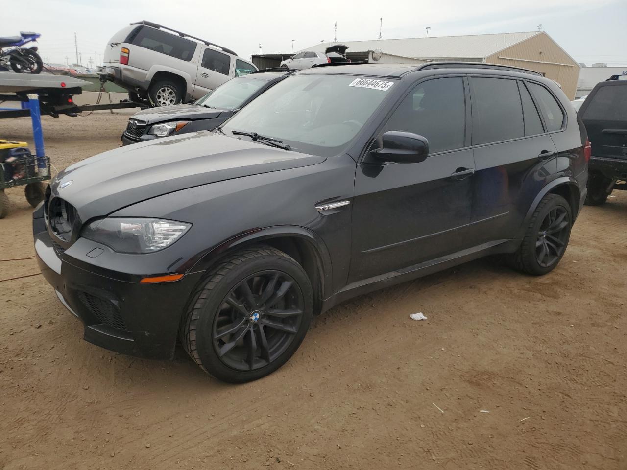 2011 BMW X5 M, VIN 5YMGY0C52BLK26242 — Вандализм